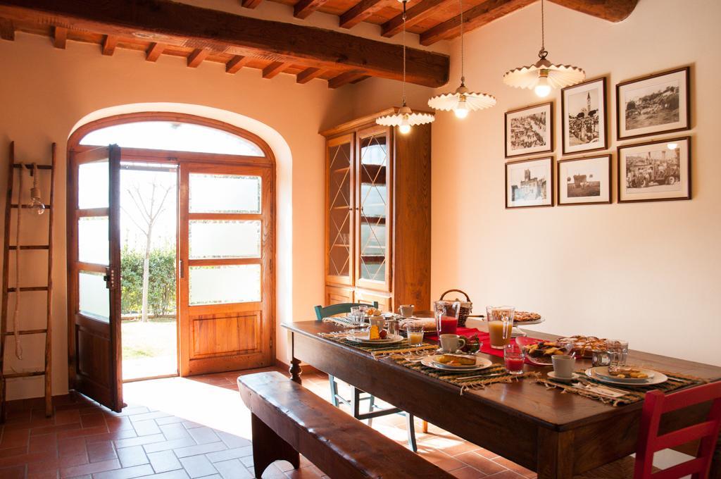 Agriturismo Borgo Tra Gli Olivi Castiglion Fiorentino Exteriör bild